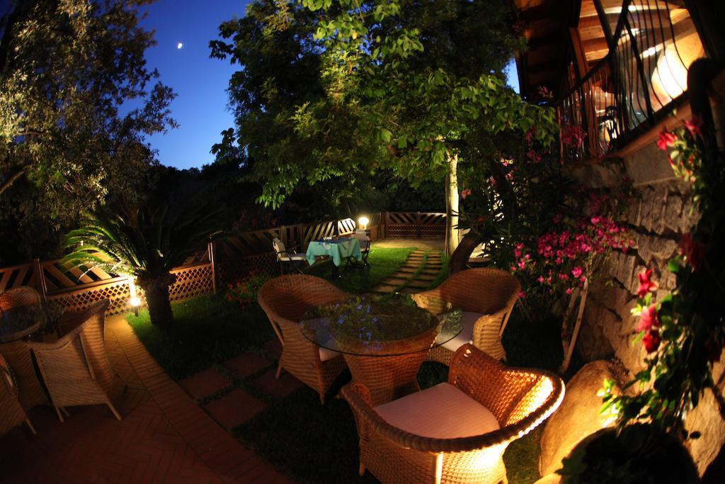Hotel Lo Scirocco Fetovaia Exterior foto